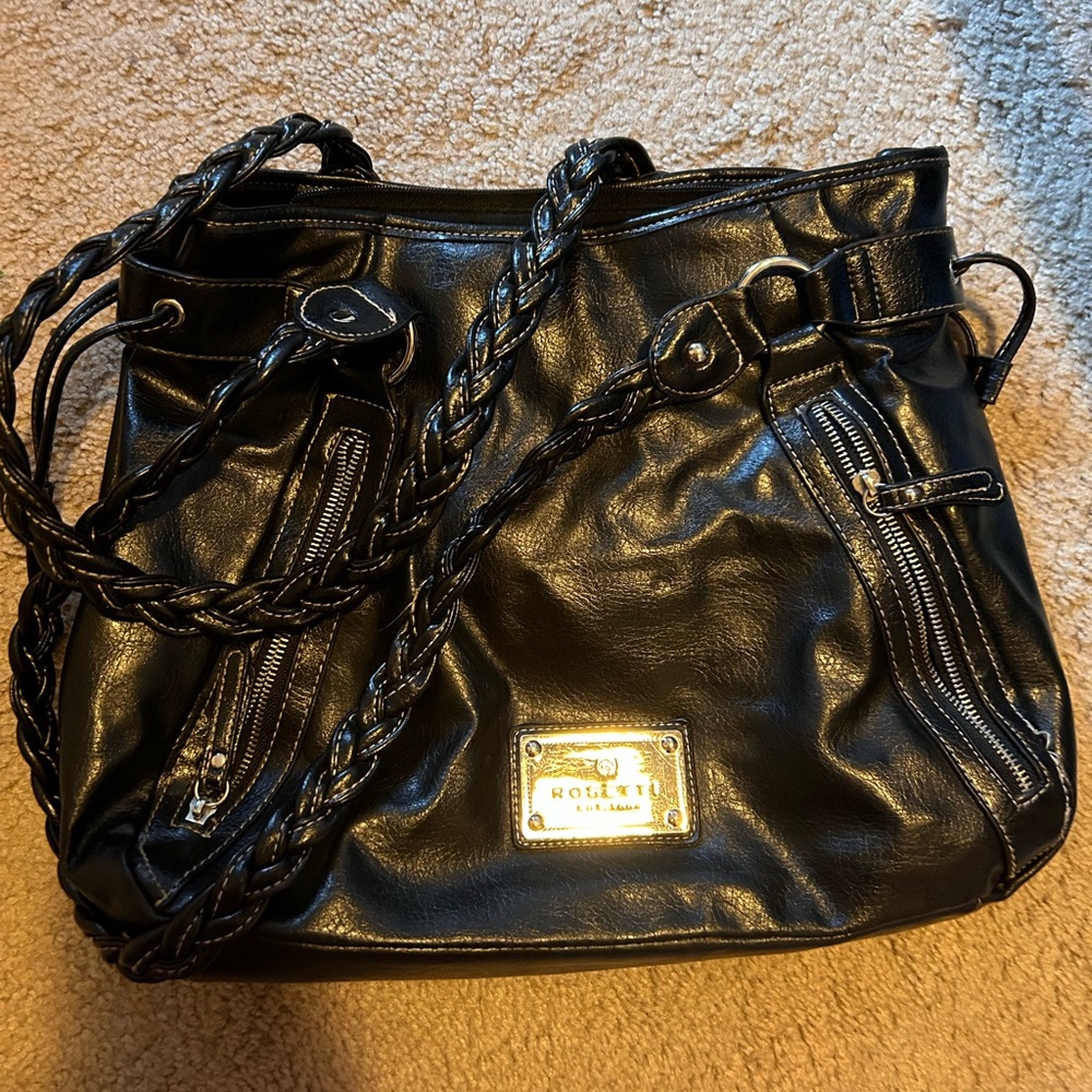 Rossetti black leather purse, medium sized, perfect for everyday use